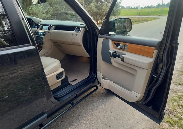 Land Rover Discovery cena 119925 przebieg: 162000, rok produkcji 2013 z Iława małe 352